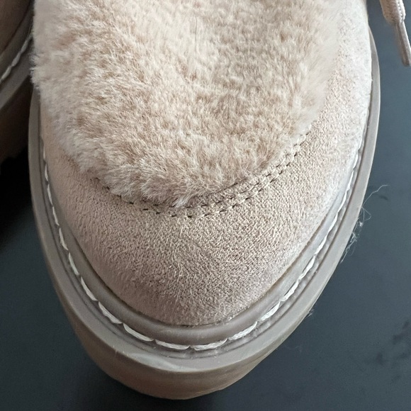 Ginna snow booties from JLO, size 8 - Picture 9 of 9